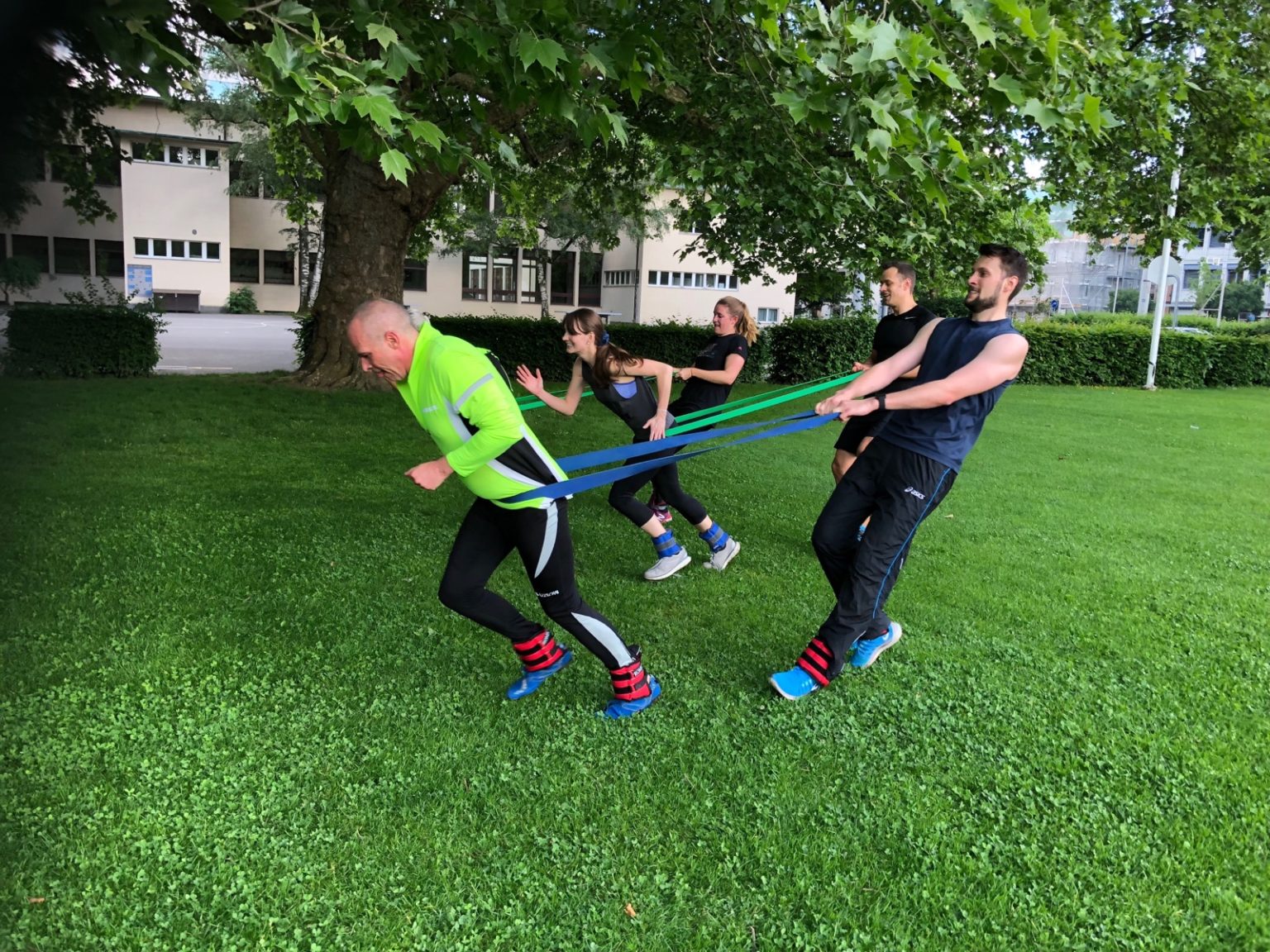Gruppentraining mit Widerstandsbändern